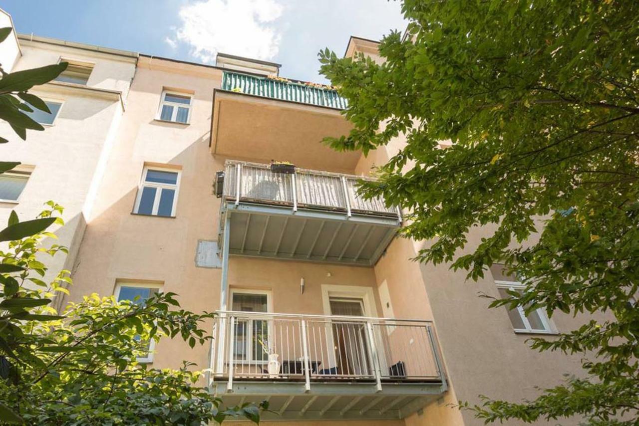 Spacious Vienna Central Station Residence Eksteriør billede